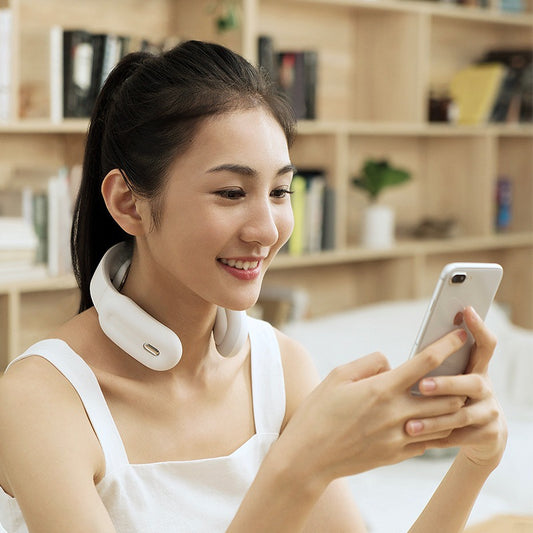 Intelligent Heat & Pulse Neck Massager - Therapeutic Relief & Relaxation